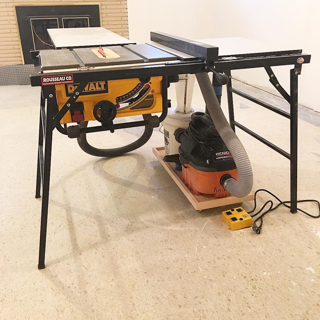 Table Saw Dust Collection: 5 Ideas for a Cleaner Shop 1 DeWalt table saw connected to a shop vacuum with a cyclone separator.